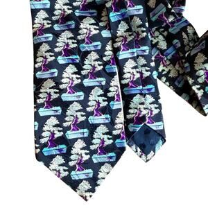 Brioni Luxury 100% Silk Tie Made in Italy Bonsai Print 4" inches Wide